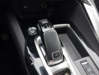 Peugeot 3008  1.5 BlueHDi Active Pack