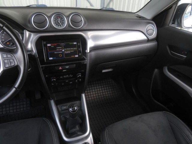 Suzuki Vitara  1.6 VVT GL