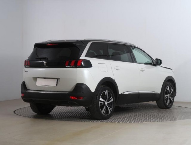 Peugeot 5008  1.5 BlueHDi Premium