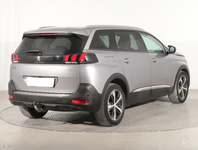 Peugeot 5008  1.6 BlueHDi Allure
