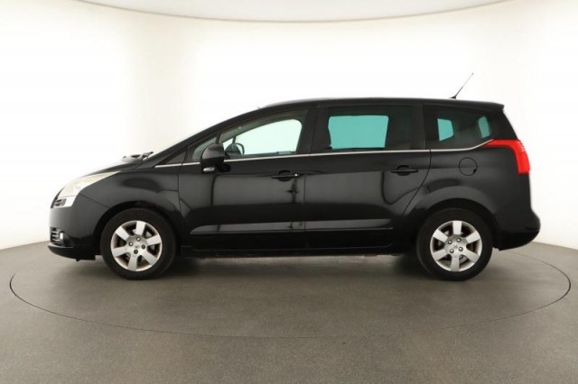 Peugeot 5008  1.6 HDi 