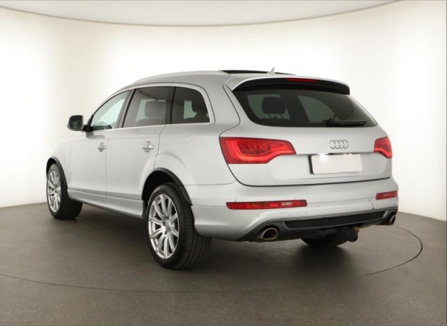 Audi Q7  3.0 TDI S-Line