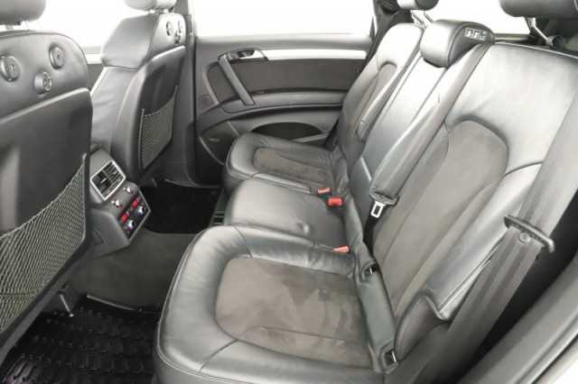 Audi Q7  3.0 TDI S-Line