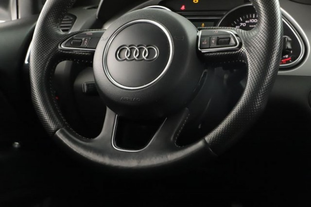Audi Q7  3.0 TDI S-Line