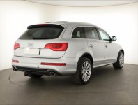 Audi Q7  3.0 TDI S-Line