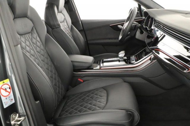Audi Q7  50 TDI S-Line