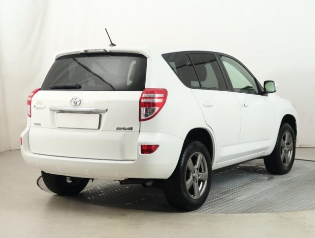 Toyota RAV 4  2.0 VVT-i Style