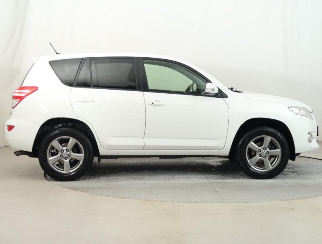 Toyota RAV 4  2.0 VVT-i Style