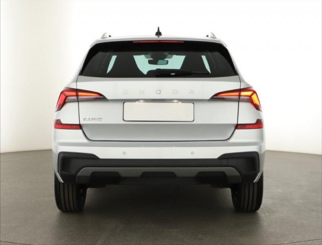 Škoda Kamiq  1.0 TSI Drive