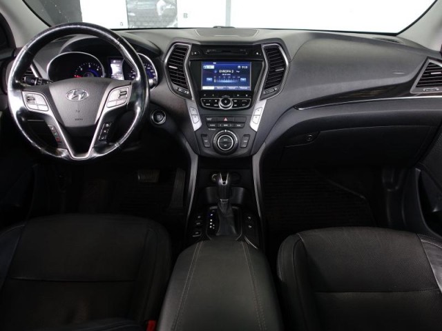 Hyundai Santa Fe  2.2 CRDi 