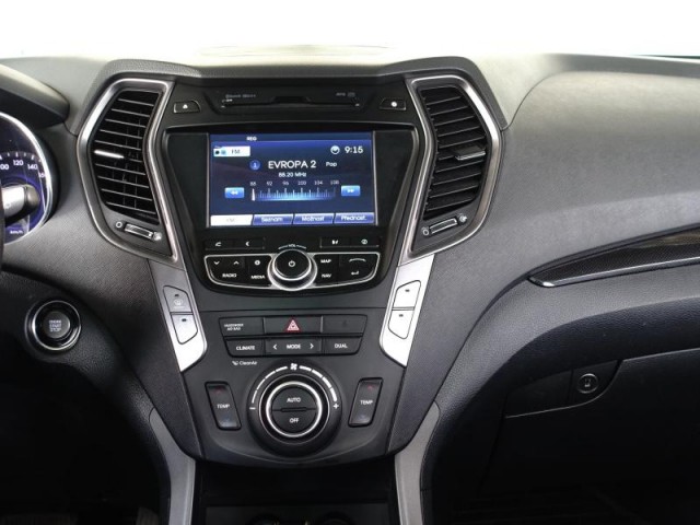 Hyundai Santa Fe  2.2 CRDi 