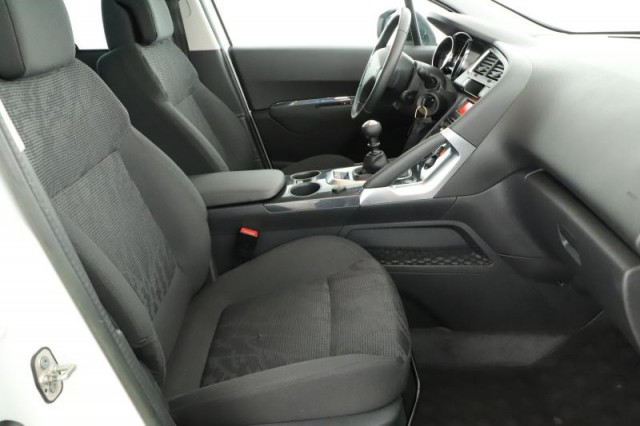 Peugeot 3008  1.6 HDi 