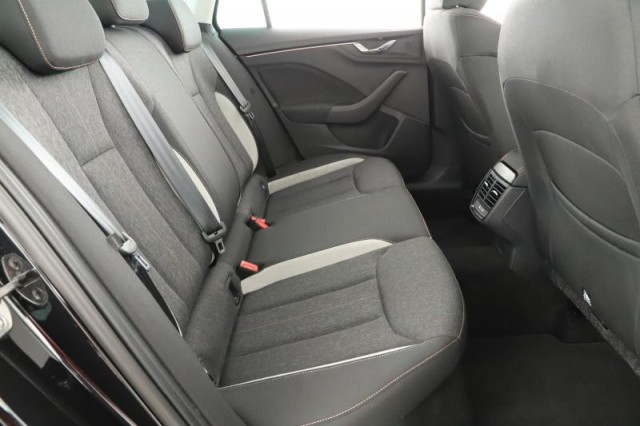 Škoda Kamiq  1.0 TSI Style Plus
