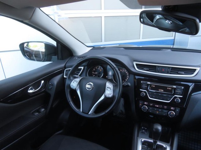 Nissan Qashqai  1.2 DIG-T 