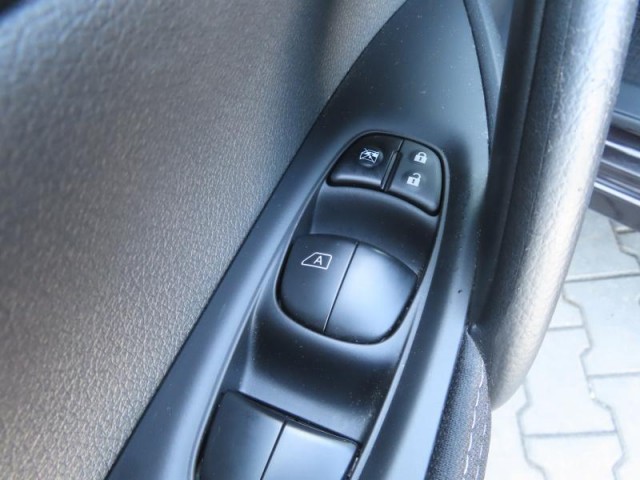 Nissan Qashqai  1.2 DIG-T 