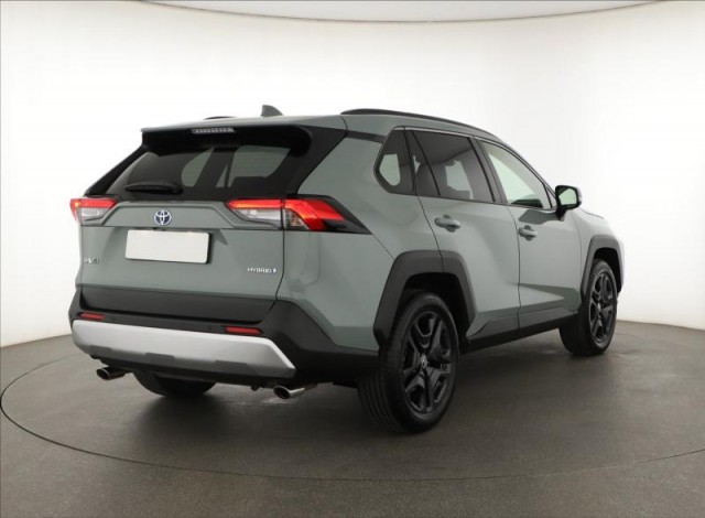 Toyota RAV 4  2.5 Hybrid Adventure