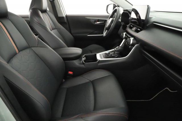 Toyota RAV 4  2.5 Hybrid Adventure