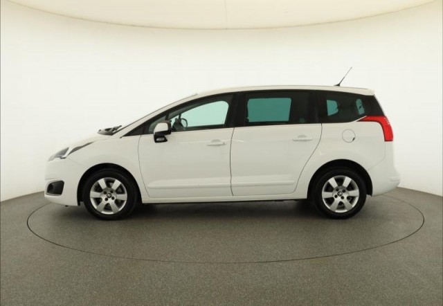 Peugeot 5008  1.6 BlueHDi 