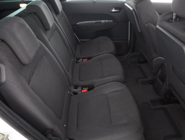 Peugeot 5008  1.6 BlueHDi 