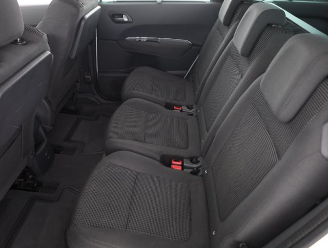 Peugeot 5008  1.6 BlueHDi 