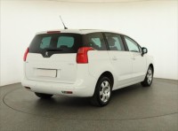 Peugeot 5008  1.6 BlueHDi 
