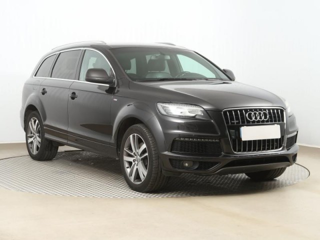 Audi Q7  3.0 TDI S-Line