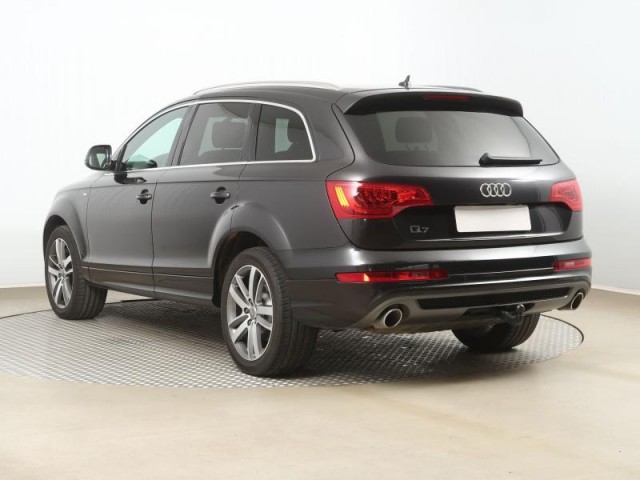 Audi Q7  3.0 TDI S-Line