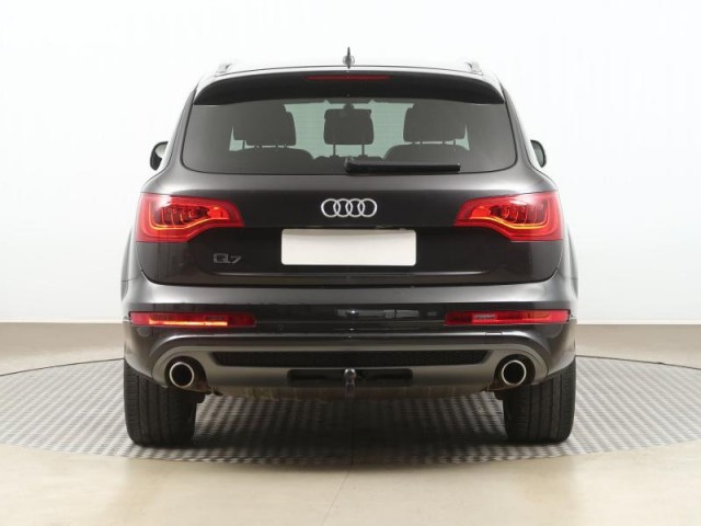 Audi Q7  3.0 TDI S-Line