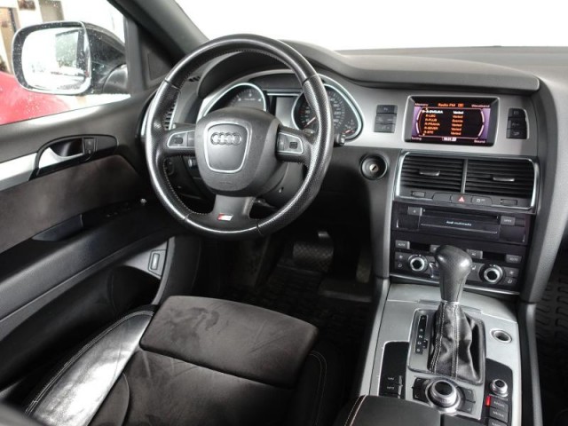 Audi Q7  3.0 TDI S-Line