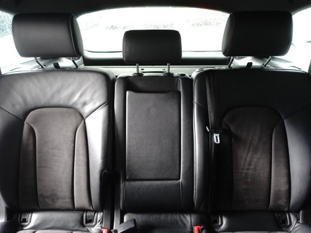 Audi Q7  3.0 TDI S-Line