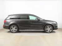 Audi Q7  3.0 TDI S-Line