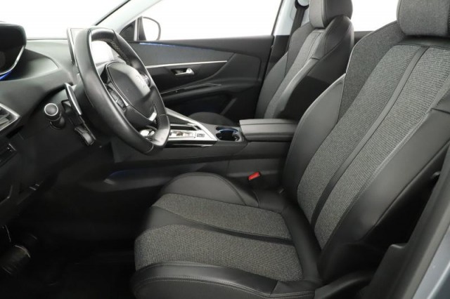 Peugeot 3008  1.6 THP Allure