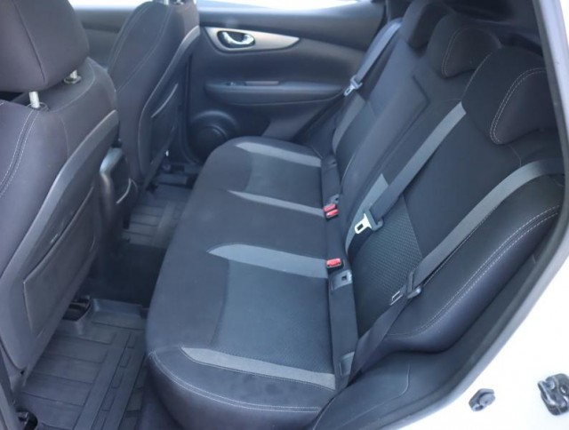 Nissan Qashqai  1.3 DIG-T 