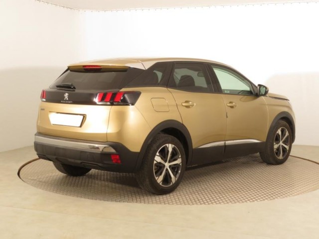 Peugeot 3008  1.2 PureTech Allure Pack