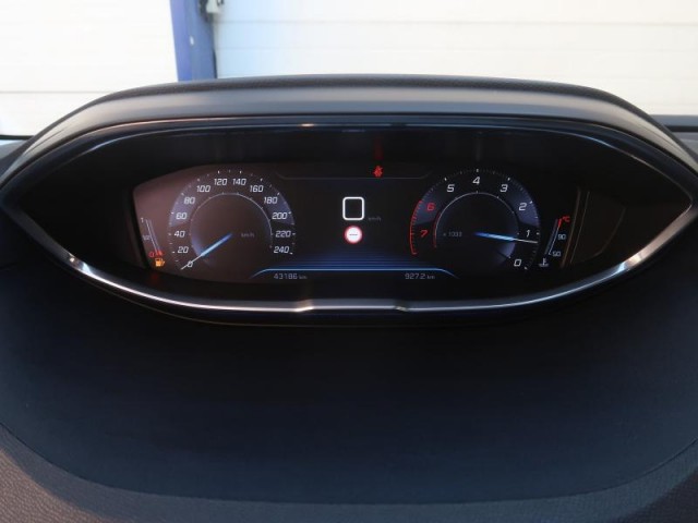 Peugeot 3008  1.2 PureTech Allure Pack