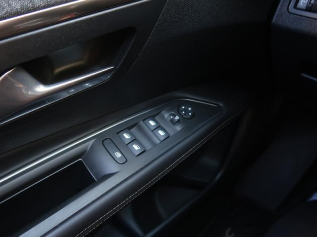 Peugeot 3008  1.2 PureTech Allure Pack