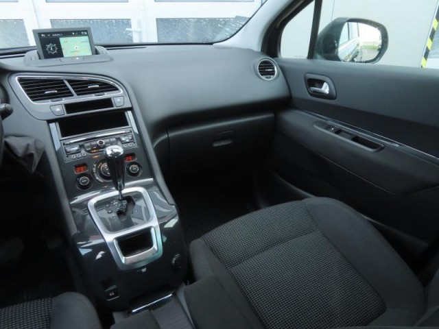Peugeot 5008  1.6 BlueHDi Active
