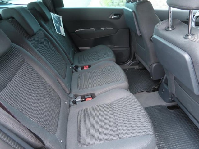 Peugeot 5008  1.6 BlueHDi Active