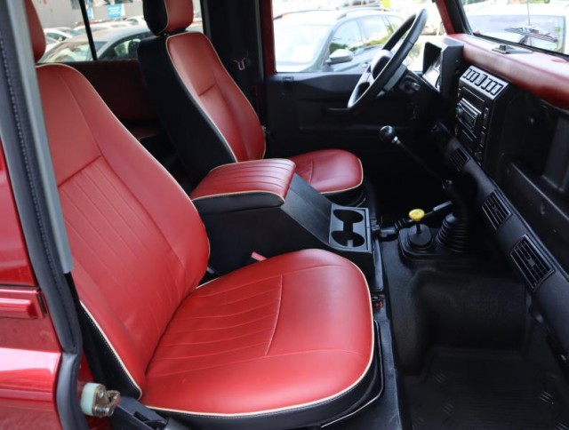 Land Rover Defender  2.5 D 