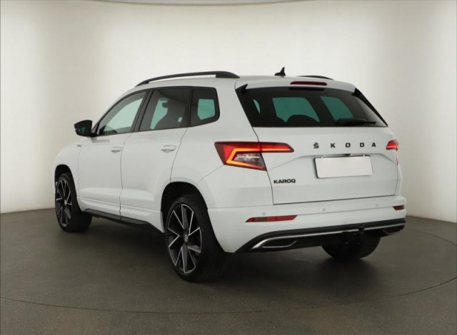 Škoda Karoq  1.5 TSI Sportline