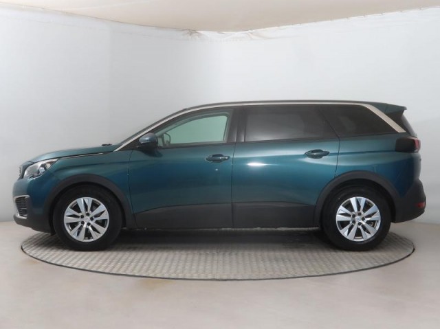 Peugeot 5008  1.5 BlueHDi 