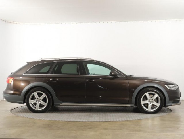 Audi A6 Allroad  3.0 TDI 