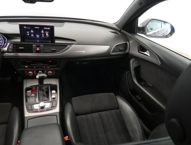 Audi A6 Allroad  3.0 TDI 