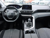 Peugeot 3008  1.2 PureTech 