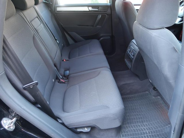 Volkswagen Touareg  3.0 TDI Business