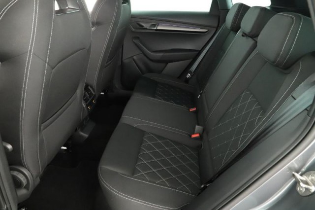 Škoda Karoq  1.5 TSI Sportline