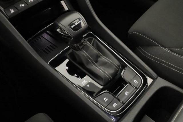 Škoda Karoq  1.5 TSI Sportline