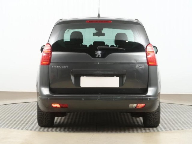 Peugeot 5008  1.6 HDi 