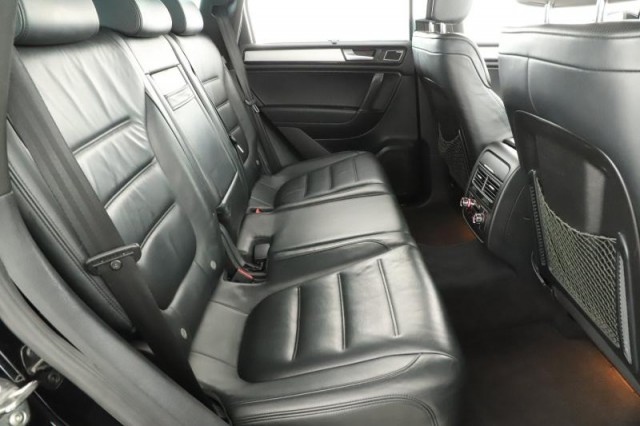 Volkswagen Touareg  3.0 TDI 