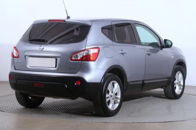 Nissan Qashqai  1.6 